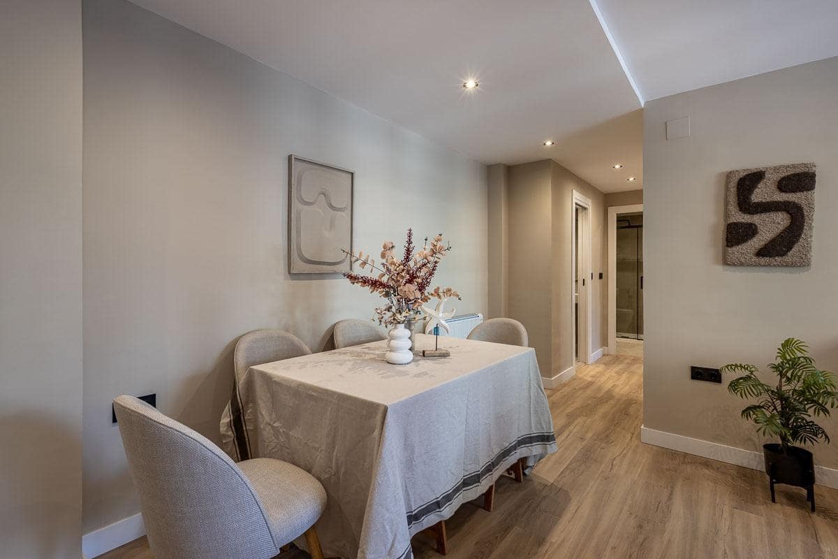 4 soverom Leilighet til salgs i Granada by - € 349 000 (Ref: 10102560)