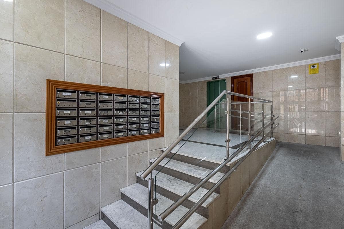 4 soverom Leilighet til salgs i Granada by - € 349 000 (Ref: 10102560)