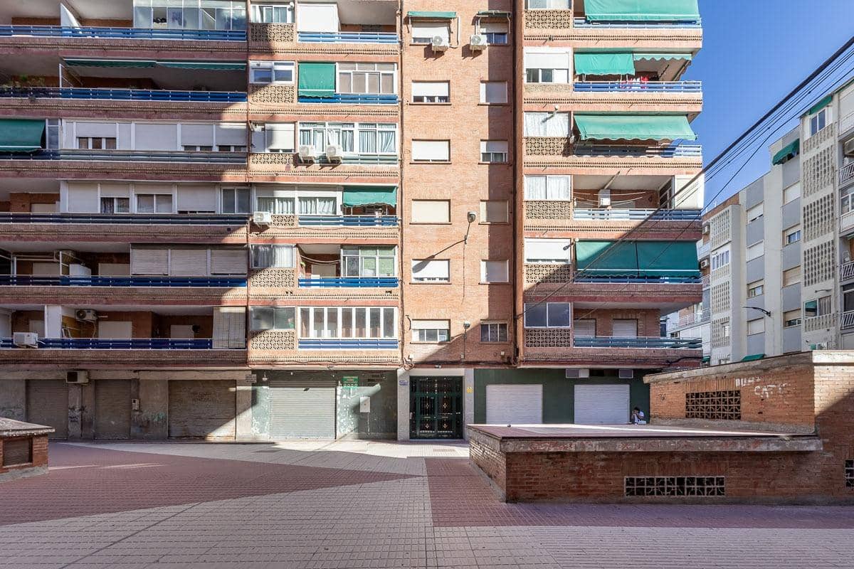 4 soverom Leilighet til salgs i Granada by - € 349 000 (Ref: 10102560)