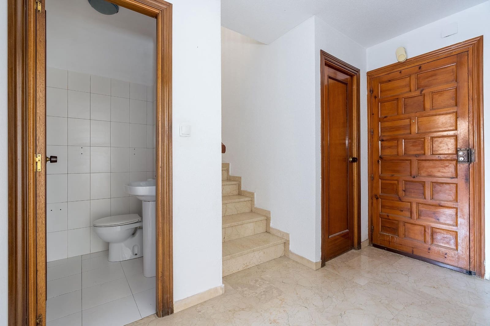 4 sovrum Radhus till salu i Motril - 269 000 € (Ref: 10102561)