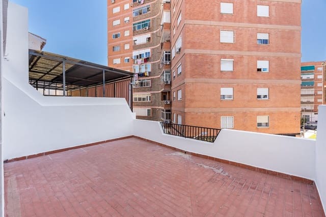 4 sovrum Radhus till salu i Motril - 269 000 € (Ref: 10102561)