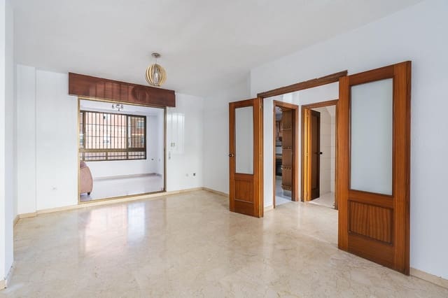 4 sovrum Radhus till salu i Motril - 269 000 € (Ref: 10102561)