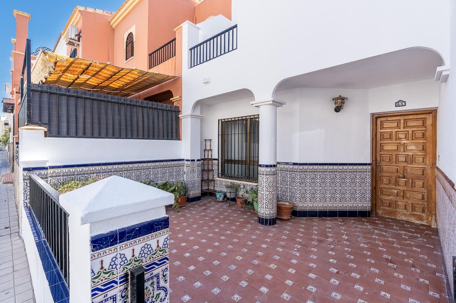 4 sovrum Radhus till salu i Motril - 269 000 € (Ref: 10102561)