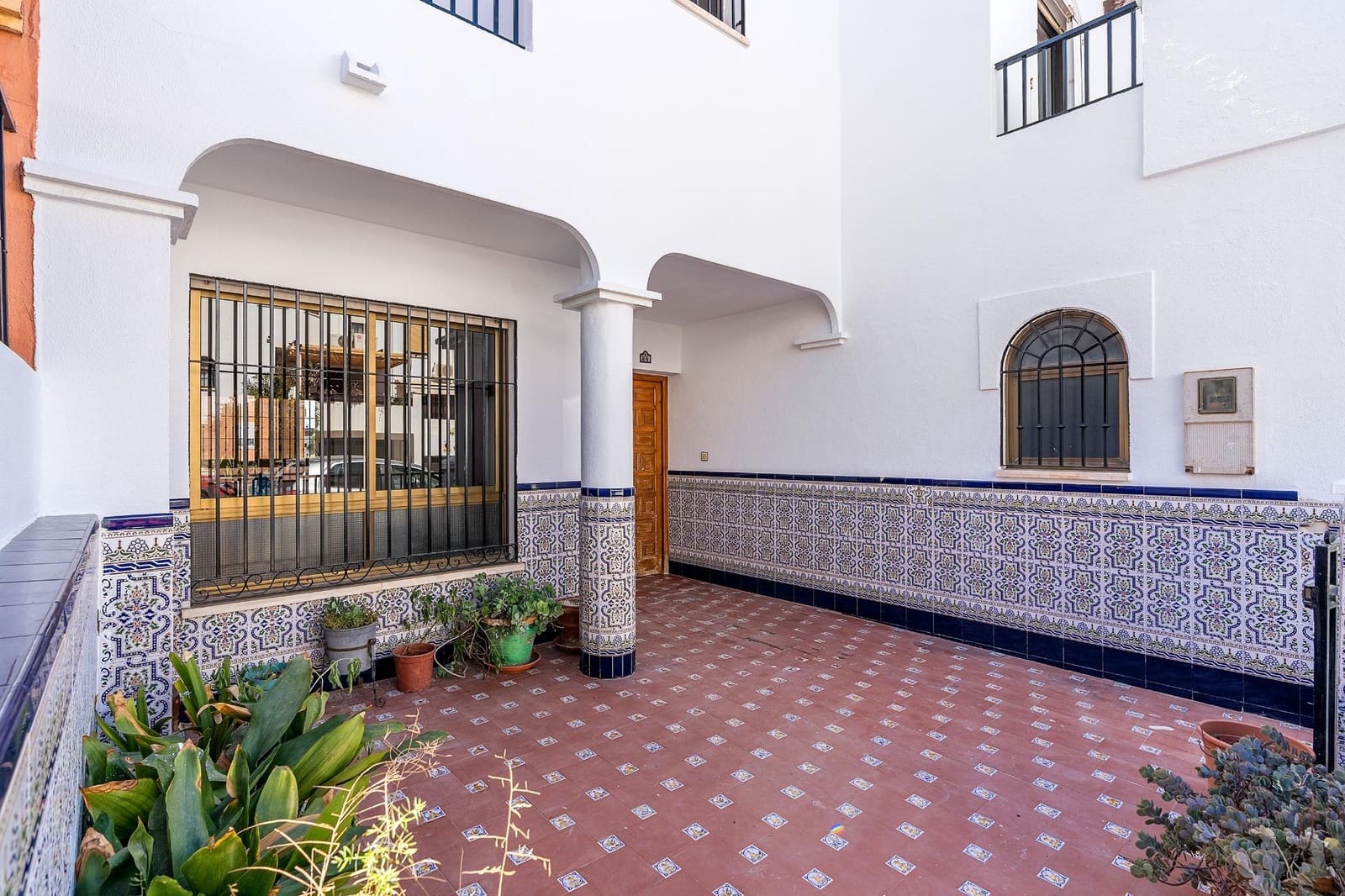 4 sovrum Radhus till salu i Motril - 269 000 € (Ref: 10102561)