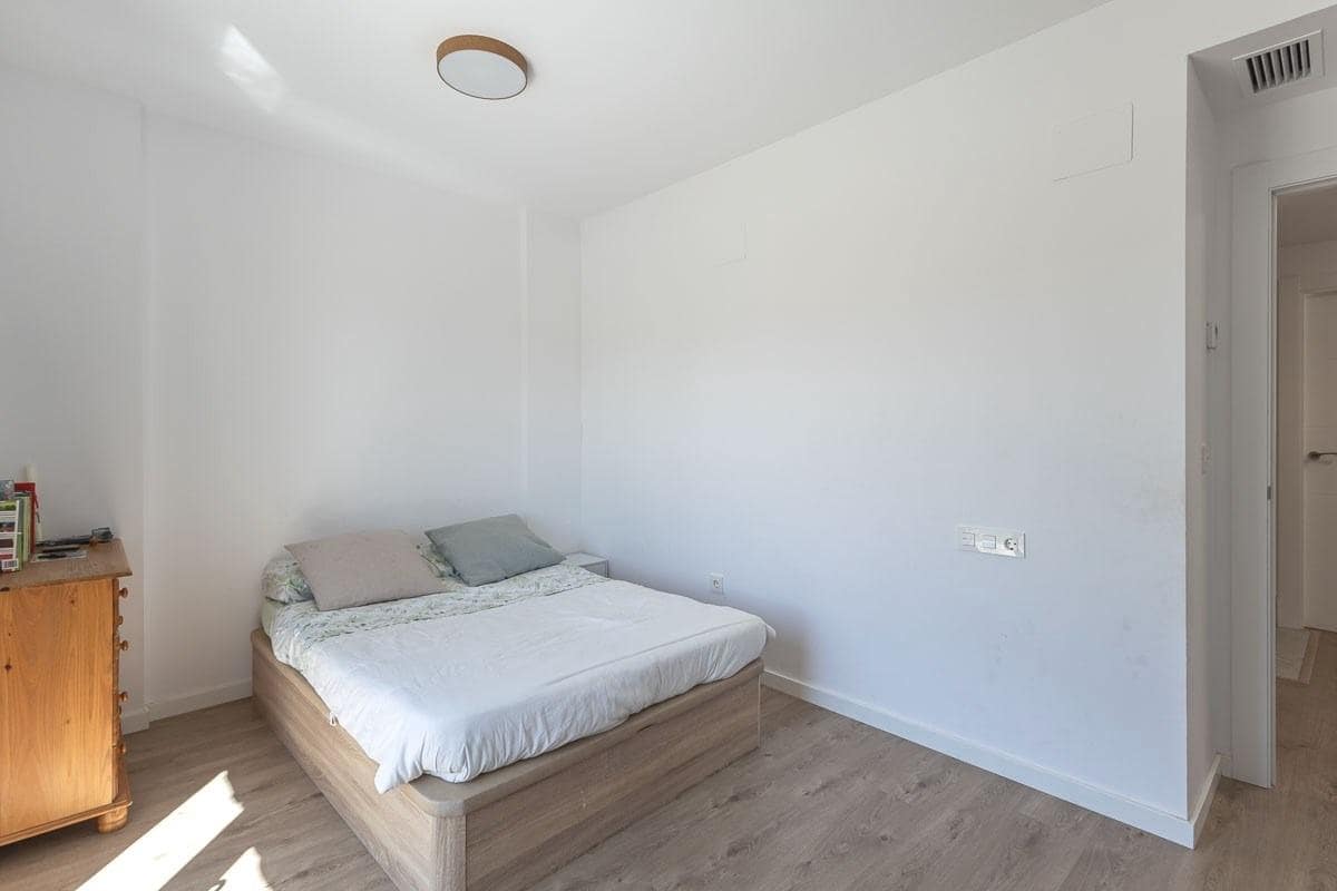 4 chambre Villa/Maison à vendre à Grenade ville avec piscine garage - 599 000 € (Ref: 10102562)