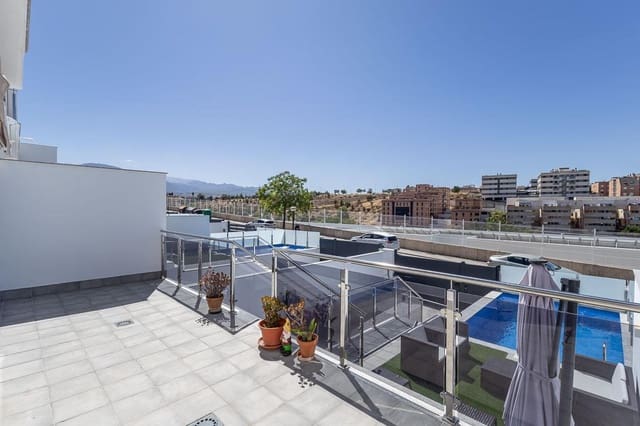 4 Zimmer Villa zu verkaufen in Bola de Oro - Serrallo, Granada Stadt mit Pool Garage - 599.000 € (Ref: 10102562)