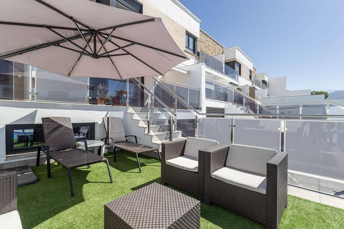 4 chambre Villa/Maison à vendre à Grenade ville avec piscine garage - 599 000 € (Ref: 10102562)
