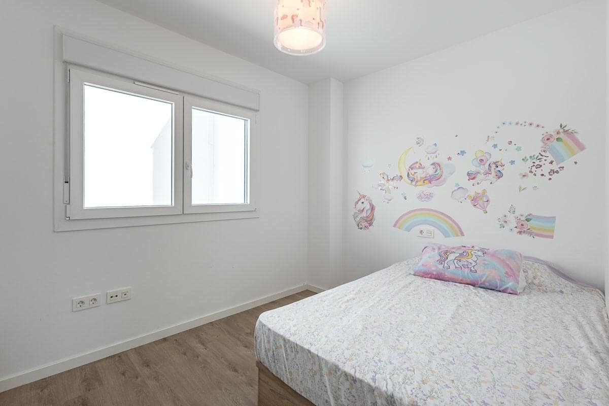 4 chambre Villa/Maison à vendre à Grenade ville avec piscine garage - 599 000 € (Ref: 10102562)