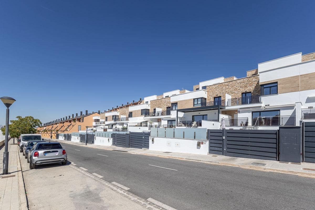 4 chambre Villa/Maison à vendre à Grenade ville avec piscine garage - 599 000 € (Ref: 10102562)