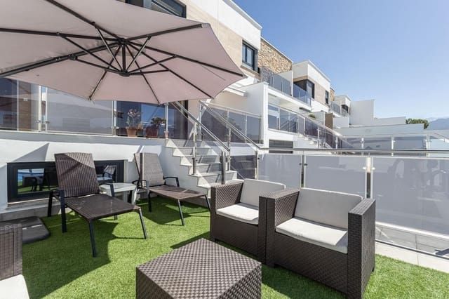 4 Zimmer Villa zu verkaufen in Bola de Oro - Serrallo, Granada Stadt mit Pool Garage - 599.000 € (Ref: 10102562)