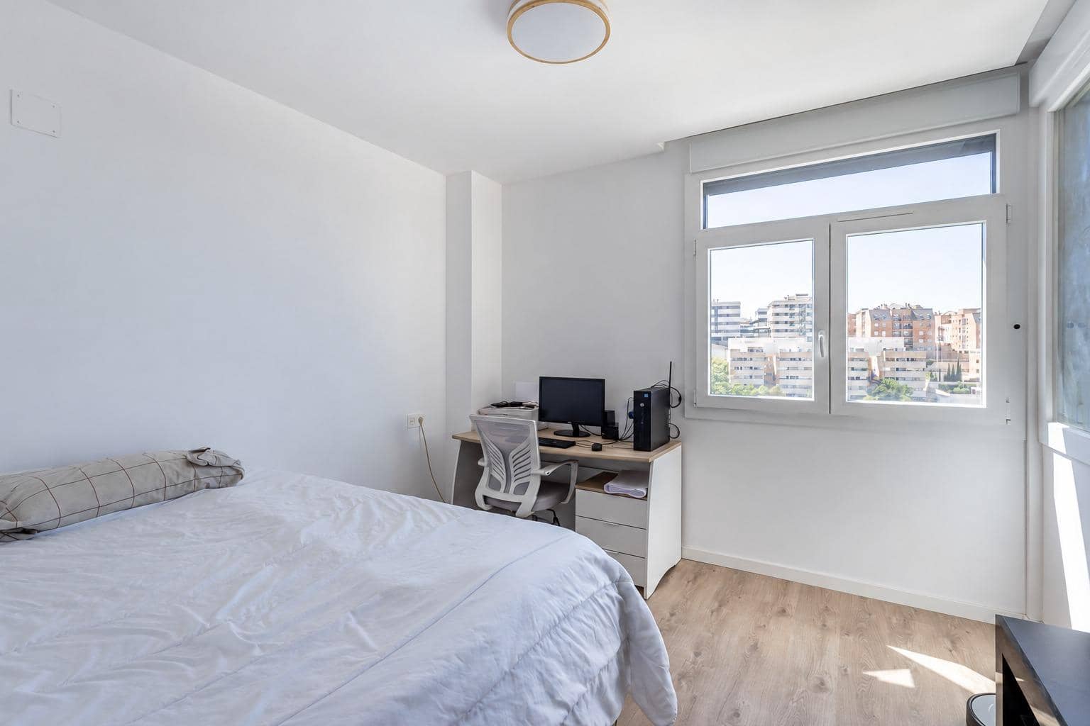 4 chambre Villa/Maison à vendre à Grenade ville avec piscine garage - 599 000 € (Ref: 10102562)
