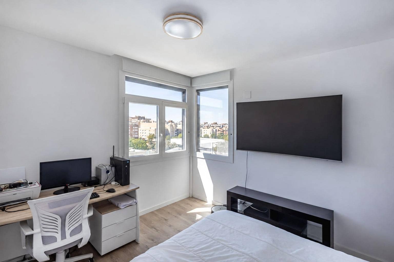 4 chambre Villa/Maison à vendre à Grenade ville avec piscine garage - 599 000 € (Ref: 10102562)