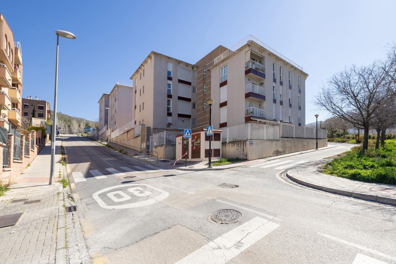 2 sovrum Lägenhet till salu i Granada stad med garage - 208 000 € (Ref: 10109660)