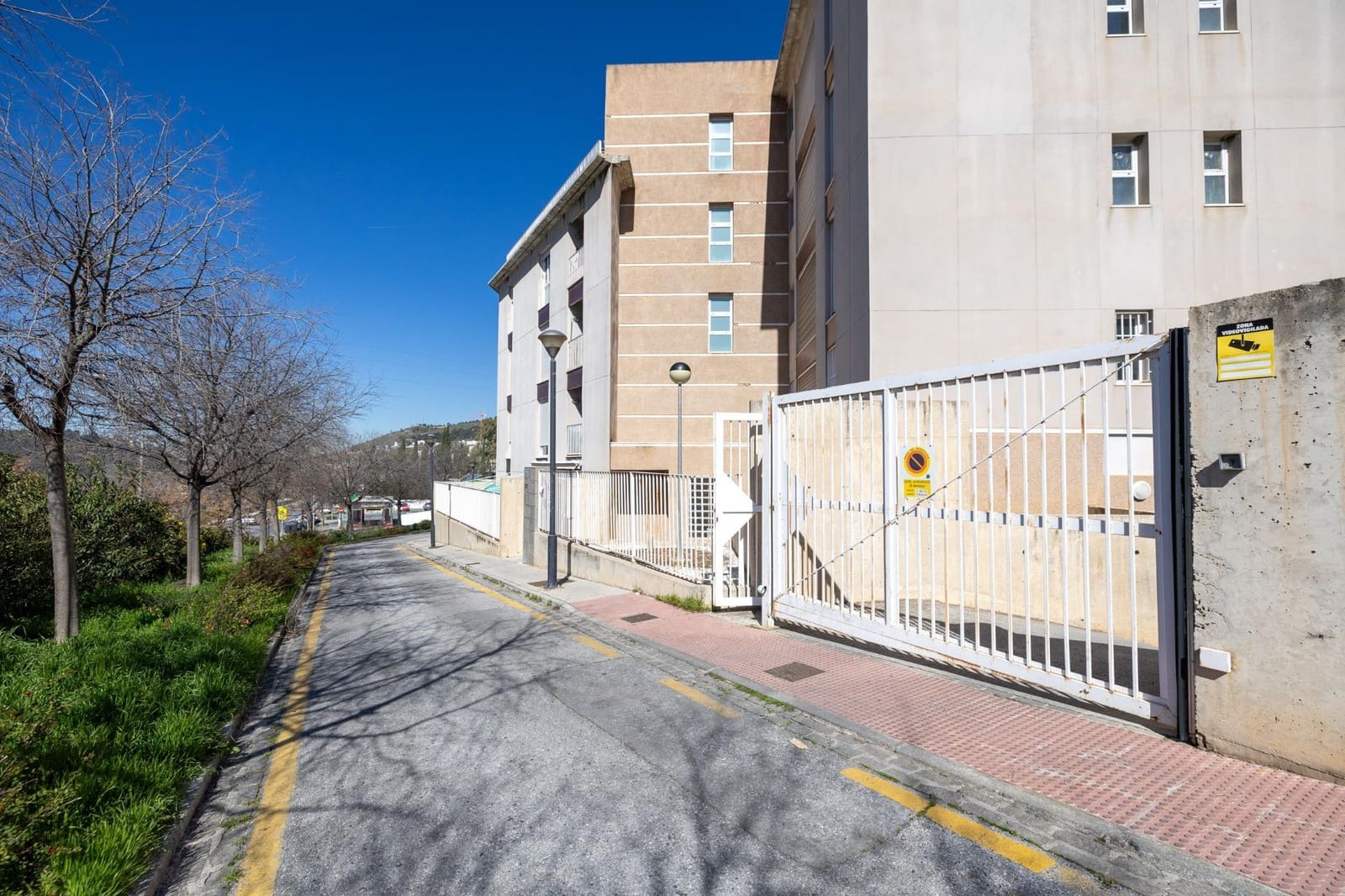 2 sovrum Lägenhet till salu i Granada stad med garage - 208 000 € (Ref: 10109660)