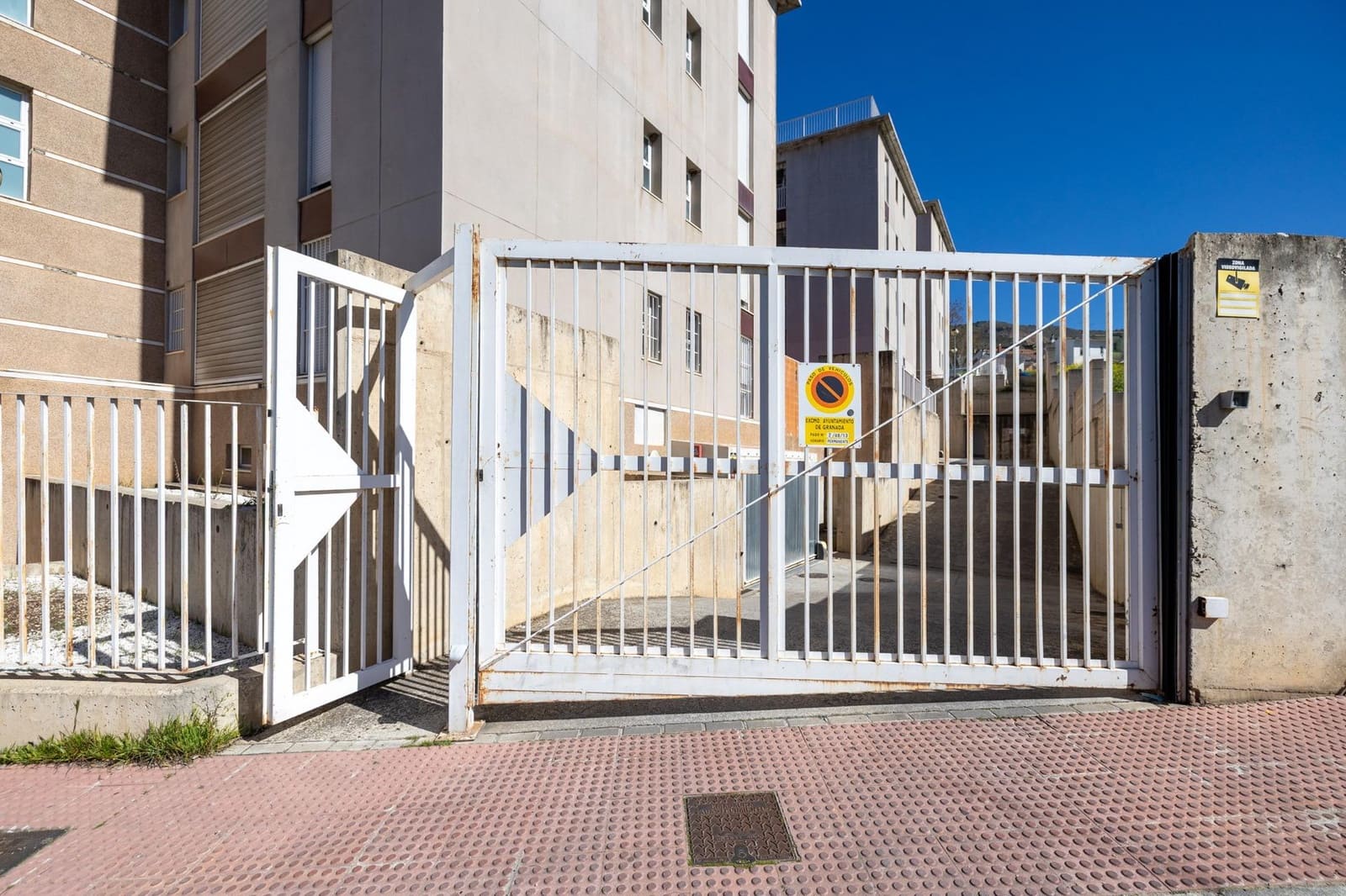2 sovrum Lägenhet till salu i Granada stad med garage - 208 000 € (Ref: 10109660)