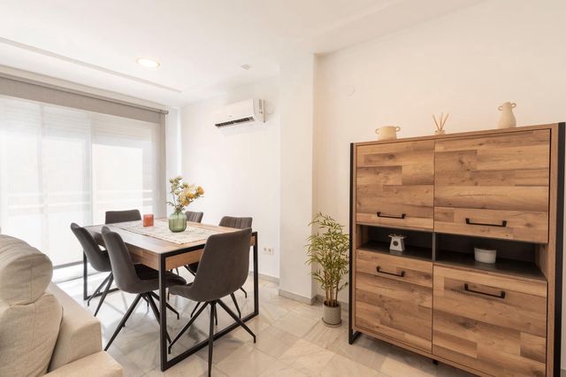 3 sypialnia Dom szeregowy na sprzedaż w Cenes de la Vega z basenem garażem - 220 000 € (Ref: 10109661)