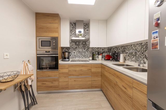 3 sypialnia Dom szeregowy na sprzedaż w Cenes de la Vega z basenem garażem - 220 000 € (Ref: 10109661)