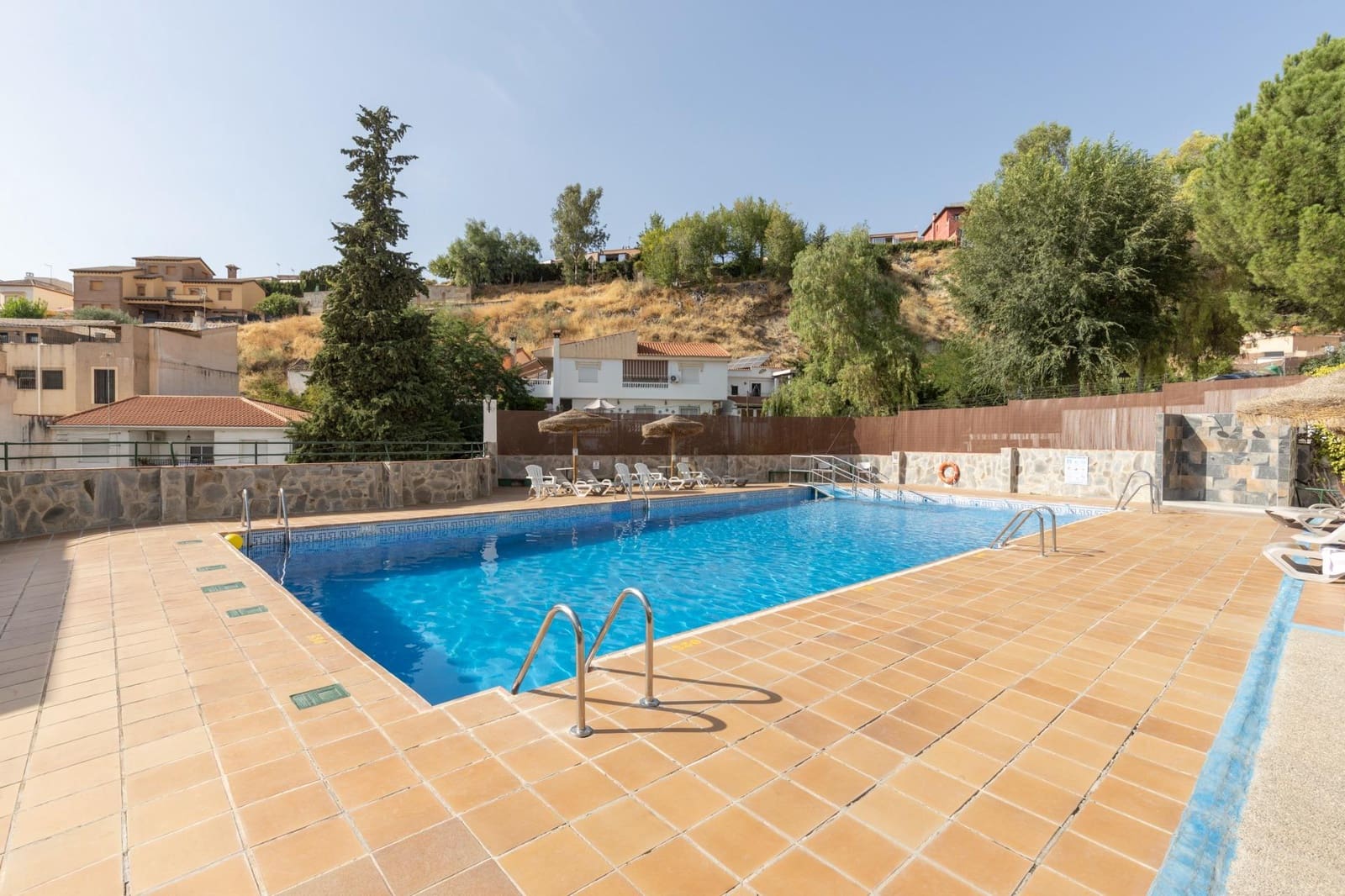 3 sypialnia Dom szeregowy na sprzedaż w Cenes de la Vega z basenem garażem - 220 000 € (Ref: 10109661)