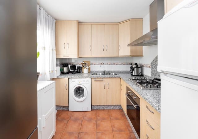 2 quarto Apartamento para venda em Armilla - 155 000 € (Ref: 10115851)