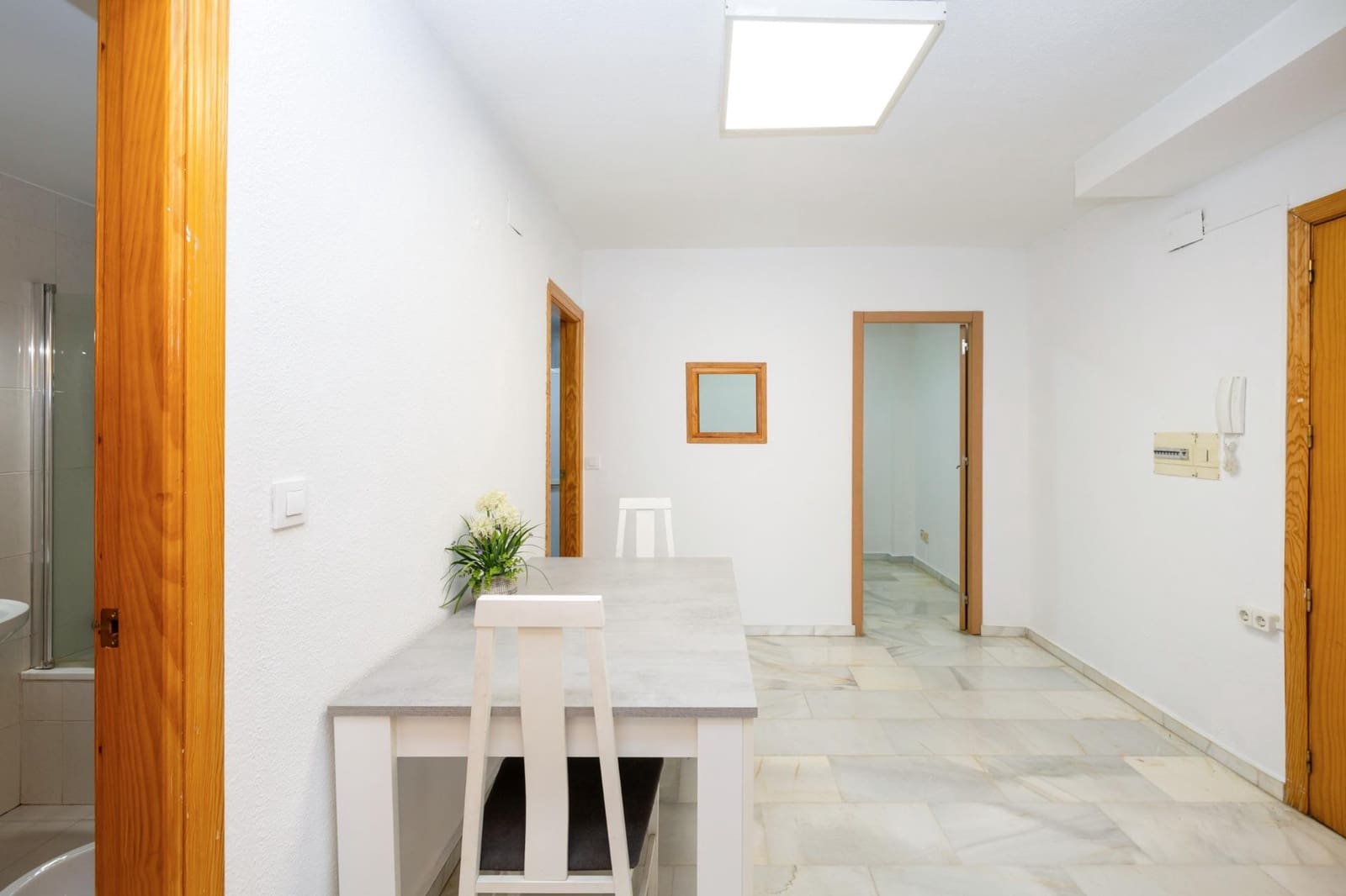 Piso de 2 habitaciones en Cenes de la Vega en venta con garaje - 107.000 € (Ref: 10115854)