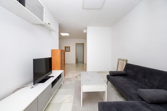 Piso de 2 habitaciones en Cenes de la Vega en venta con garaje - 107.000 € (Ref: 10115854)