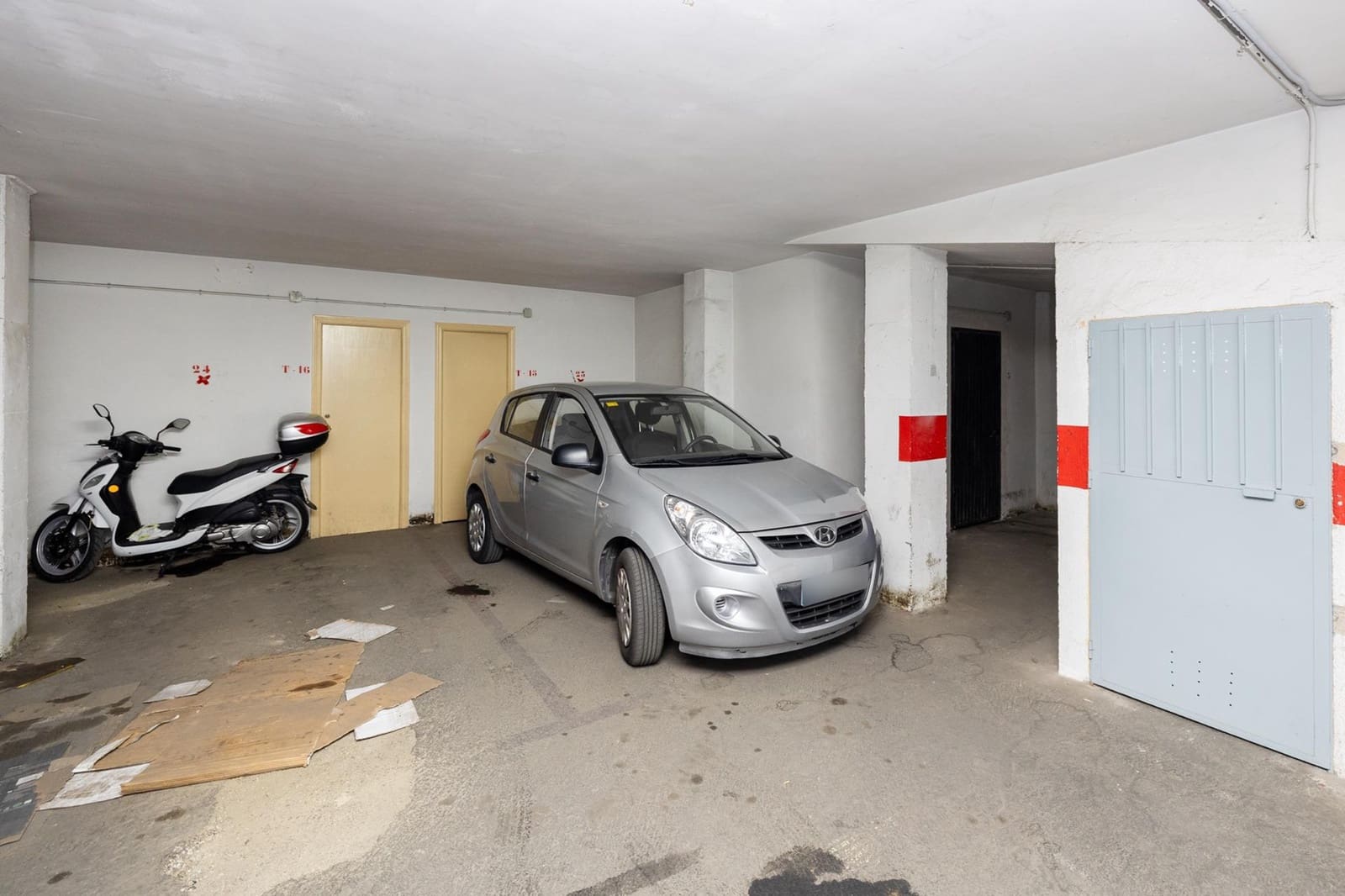 Piso de 2 habitaciones en Cenes de la Vega en venta con garaje - 107.000 € (Ref: 10115854)