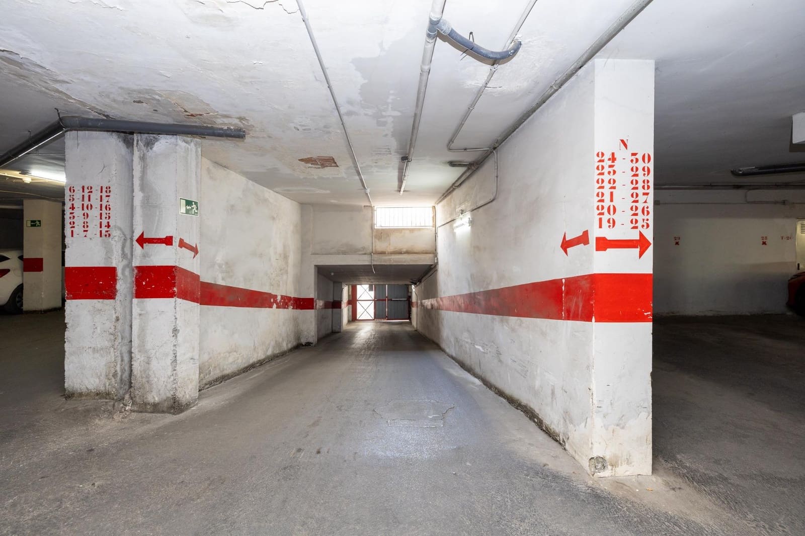 Piso de 2 habitaciones en Cenes de la Vega en venta con garaje - 107.000 € (Ref: 10115854)