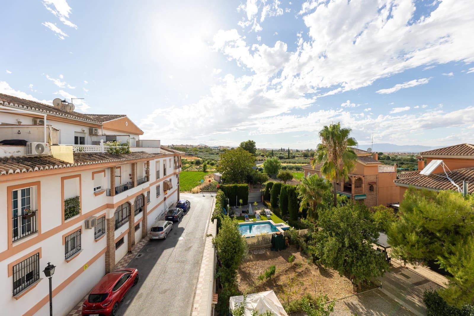 Ático de 2 habitaciones en La Zubia en venta con garaje - 200.000 € (Ref: 10115857)