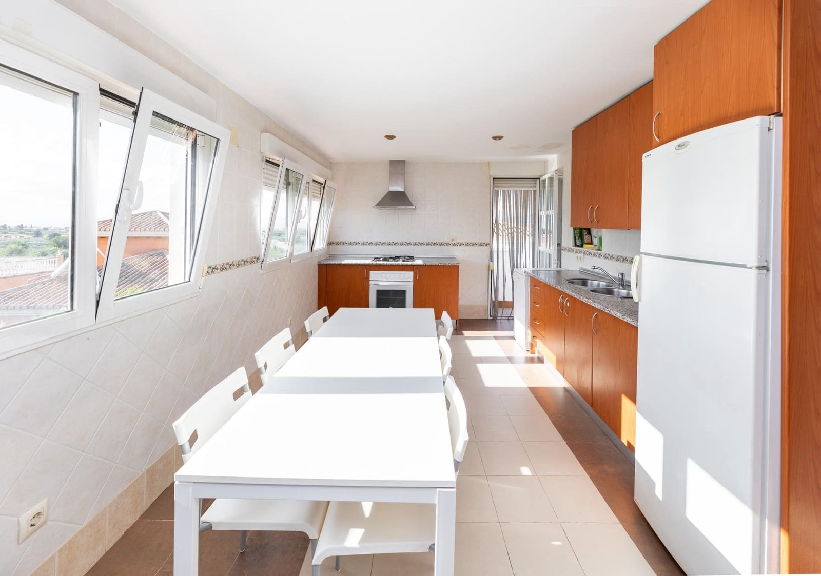 Ático de 2 habitaciones en La Zubia en venta con garaje - 200.000 € (Ref: 10115857)