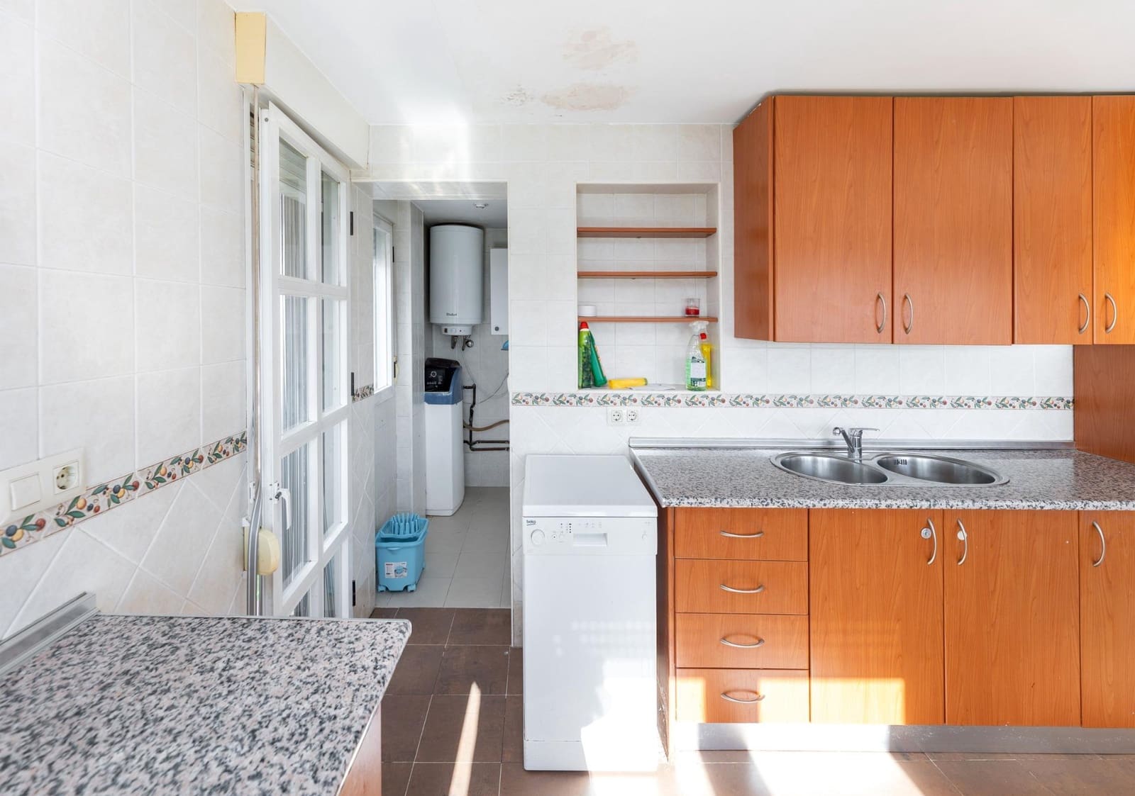 Ático de 2 habitaciones en La Zubia en venta con garaje - 200.000 € (Ref: 10115857)