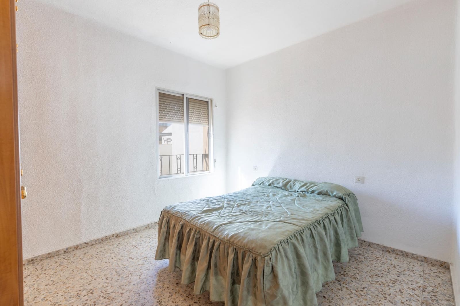 3 bedroom Flat for sale in Granada city - € 149,900 (Ref: 10115860)