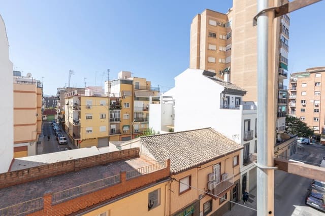 3 quarto Apartamento para venda em Zaidin, Granada cidade - 149 900 € (Ref: 10115860)