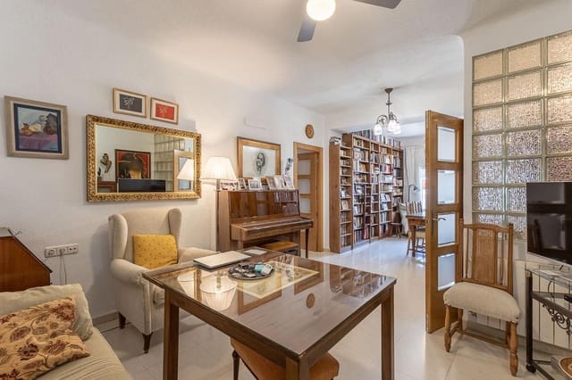 3 quarto Apartamento para venda em Granada cidade - 298 000 € (Ref: 10120163)
