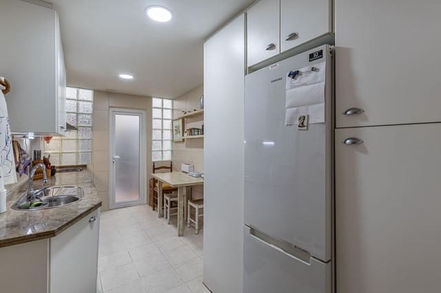 3 quarto Apartamento para venda em Granada cidade - 298 000 € (Ref: 10120163)