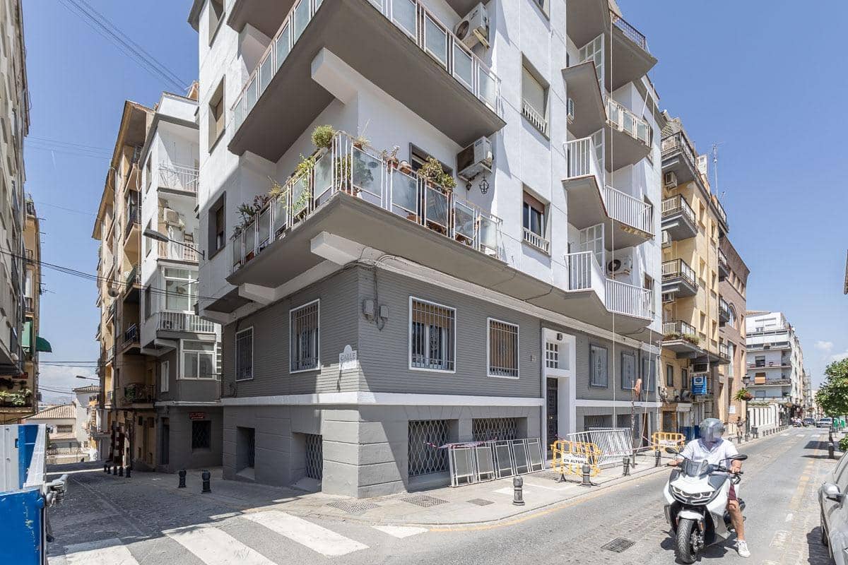 3 sypialnia Mieszkanie na sprzedaż w Miasto Grenada - 298 000 € (Ref: 10120163)
