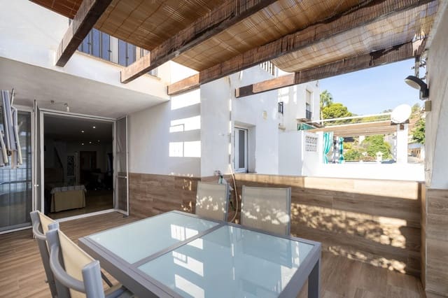 4 quarto Apartamento para venda em Almuñécar com piscina garagem - 500 000 € (Ref: 10120164)