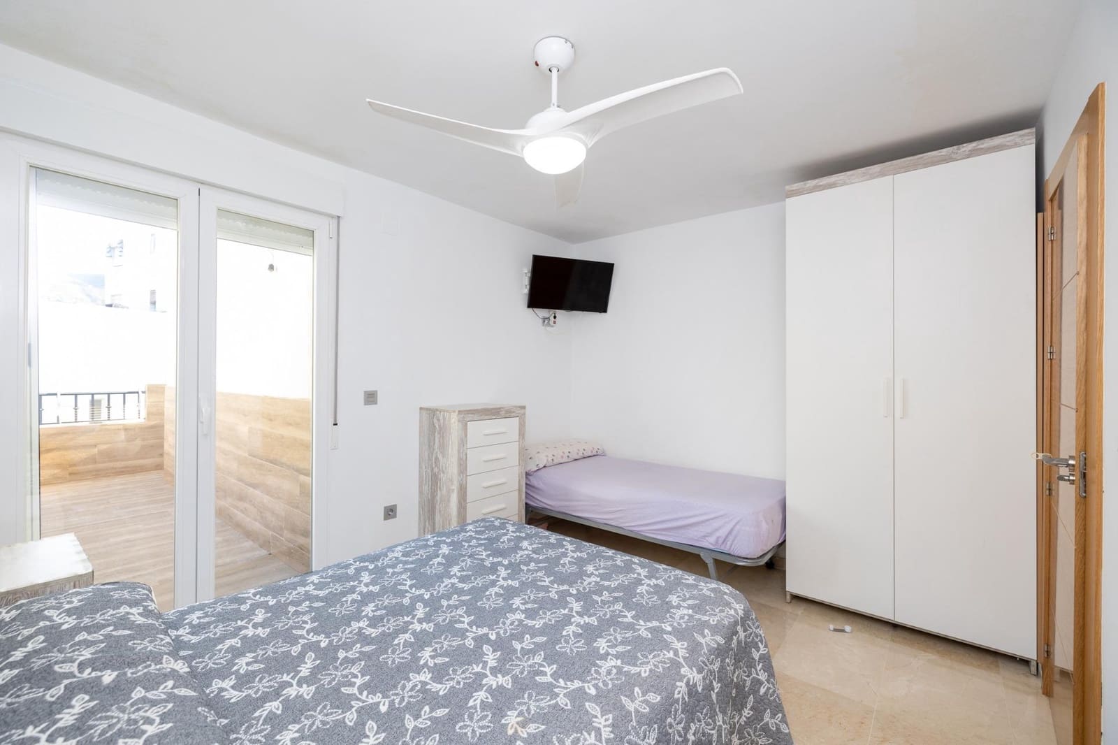 4 quarto Apartamento para venda em Almunecar com piscina garagem - 500 000 € (Ref: 10120164)