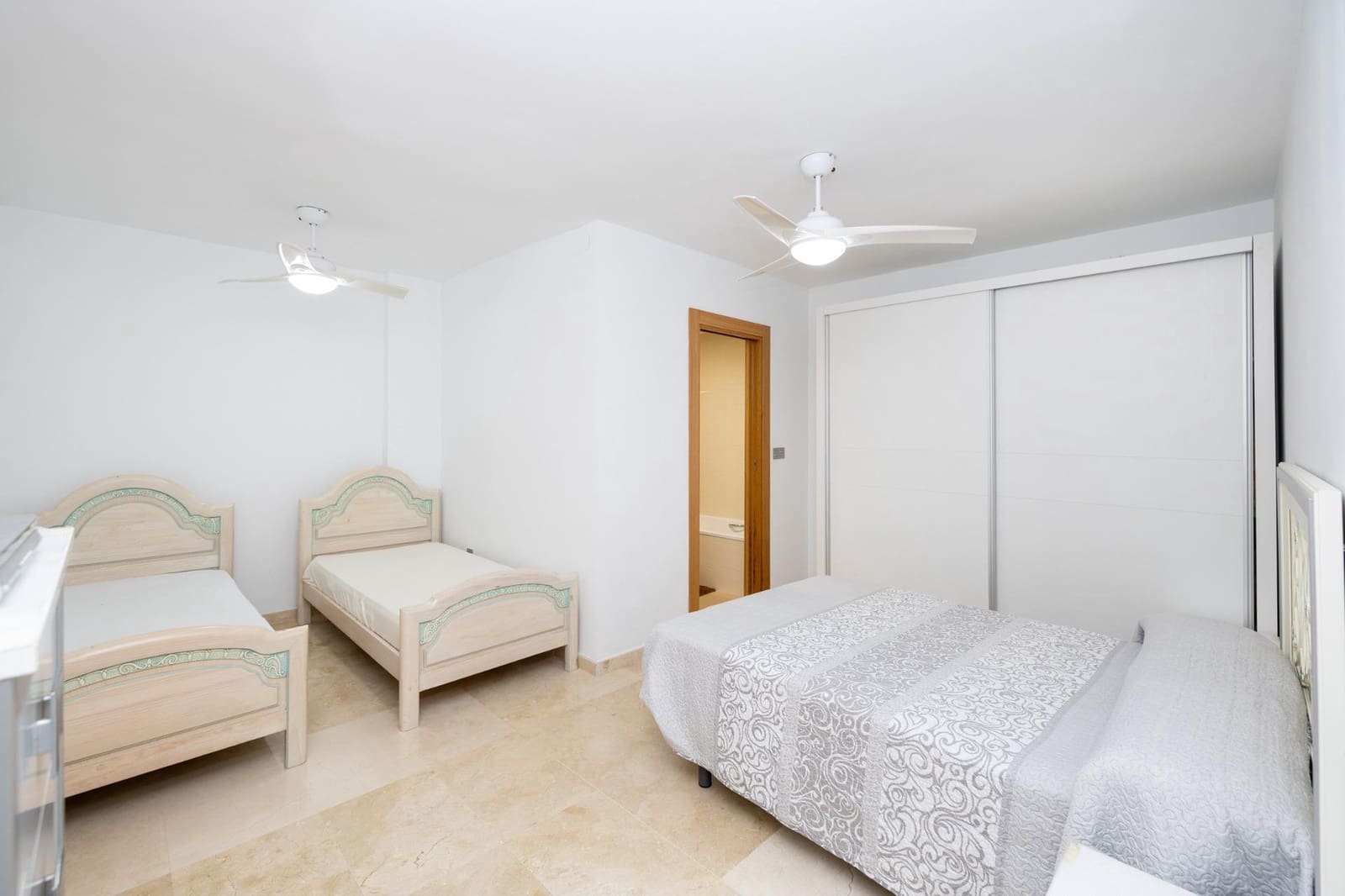 4 quarto Apartamento para venda em Almunecar com piscina garagem - 500 000 € (Ref: 10120164)