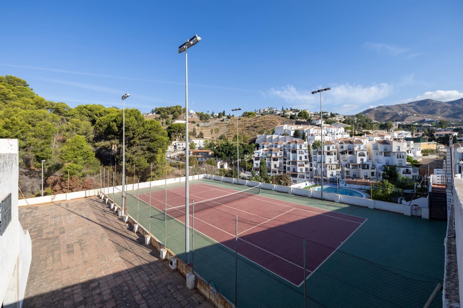 4 quarto Apartamento para venda em Almunecar com piscina garagem - 500 000 € (Ref: 10120164)