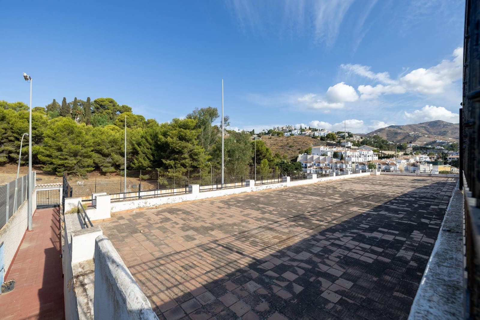 4 quarto Apartamento para venda em Almunecar com piscina garagem - 500 000 € (Ref: 10120164)
