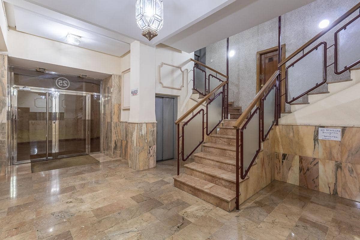3 sypialnia Mieszkanie na sprzedaż w Miasto Grenada z garażem - 339 000 € (Ref: 10120165)