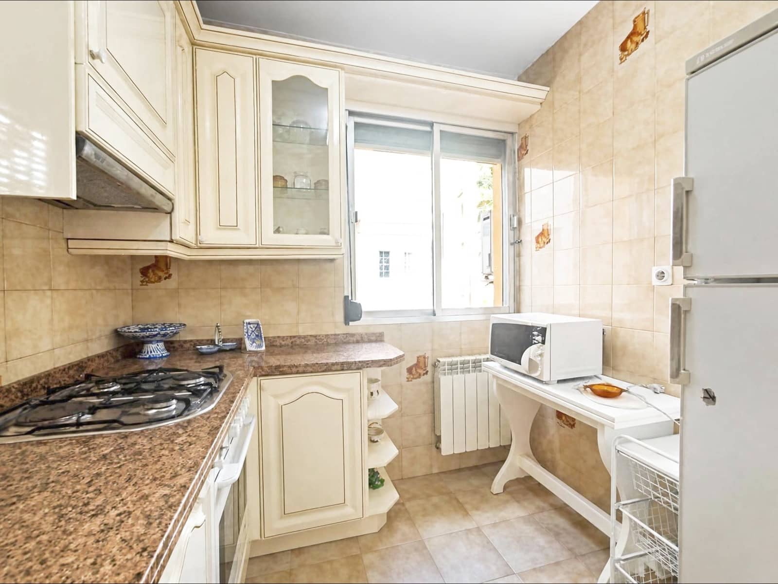 2 camera da letto Appartamento da affittare in Granada citta - 800 € (Rif: 10129391)