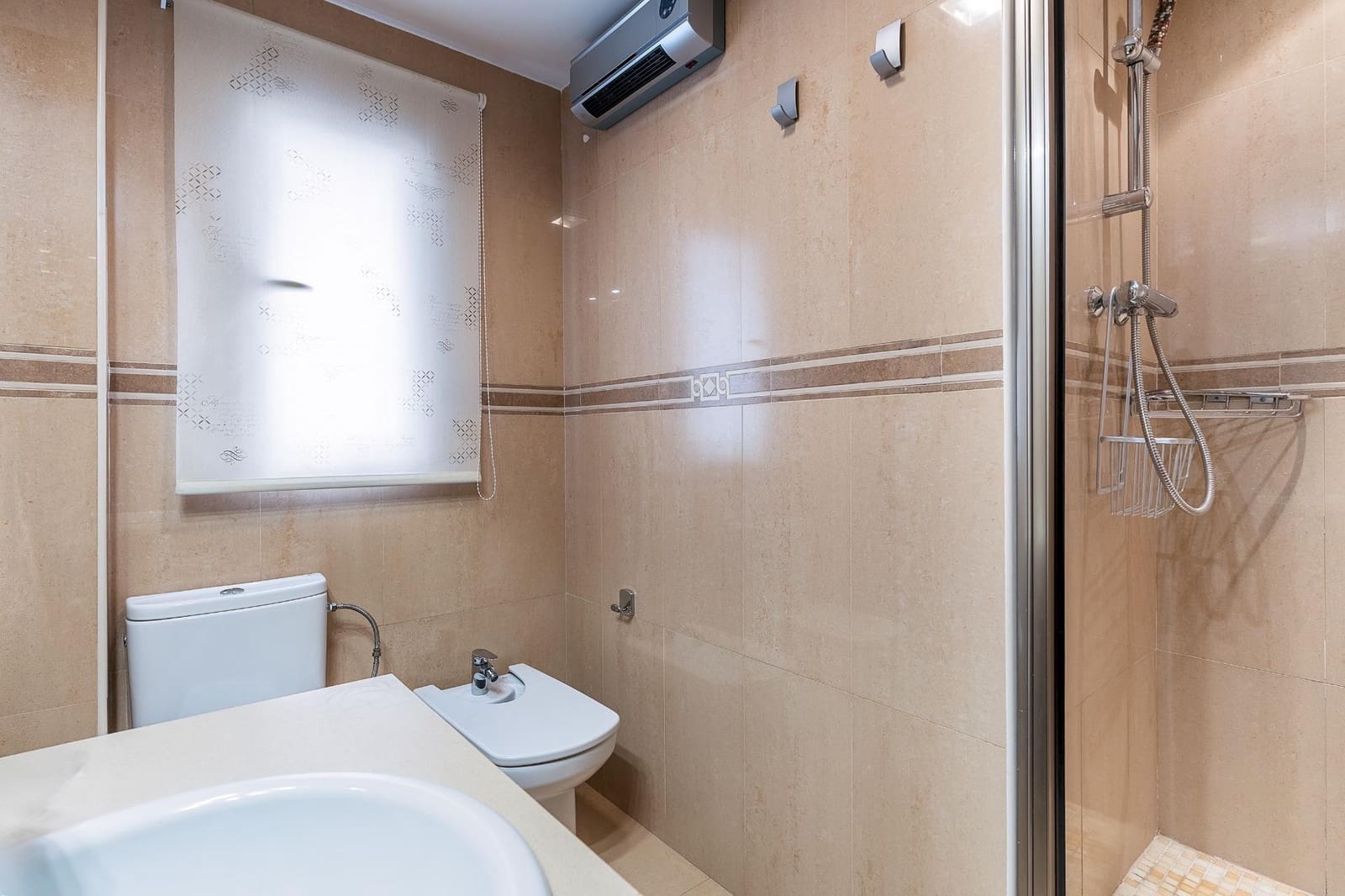 3 sovrum Lägenhet till salu i Granada stad - 239 900 € (Ref: 10129393)