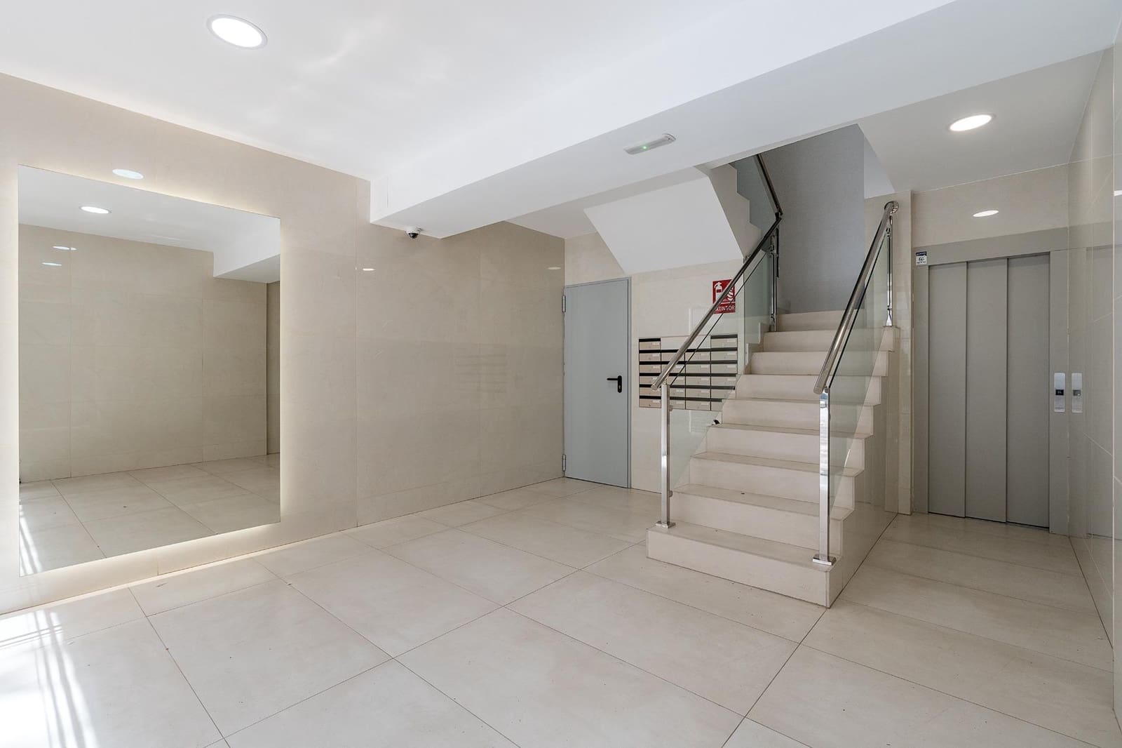 3 sovrum Lägenhet till salu i Granada stad - 239 900 € (Ref: 10129393)