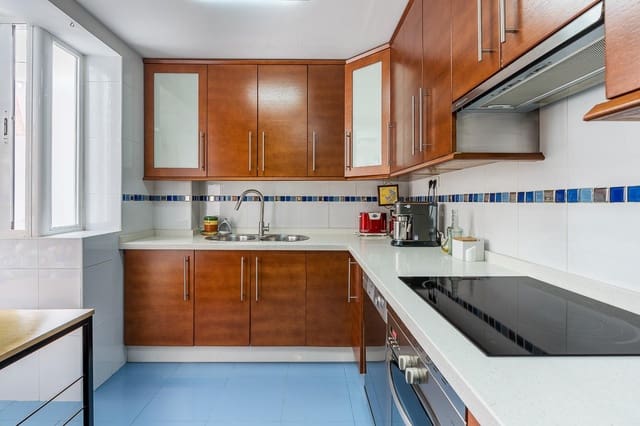 3 makuuhuone Asunto myytävänä paikassa Granada kaupunki - 239 900 € (Ref: 10129393)