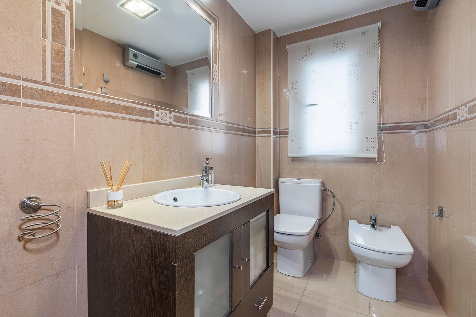 3 sovrum Lägenhet till salu i Granada stad - 239 900 € (Ref: 10129393)