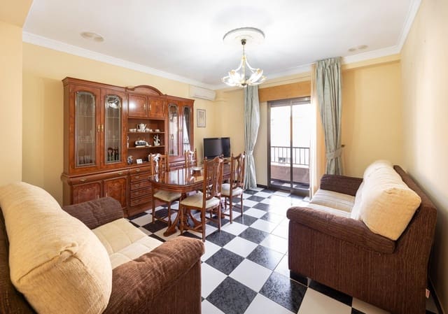 5 Zimmer Reihenhaus zu verkaufen in Atarfe mit Garage - 259.000 € (Ref: 10129394)