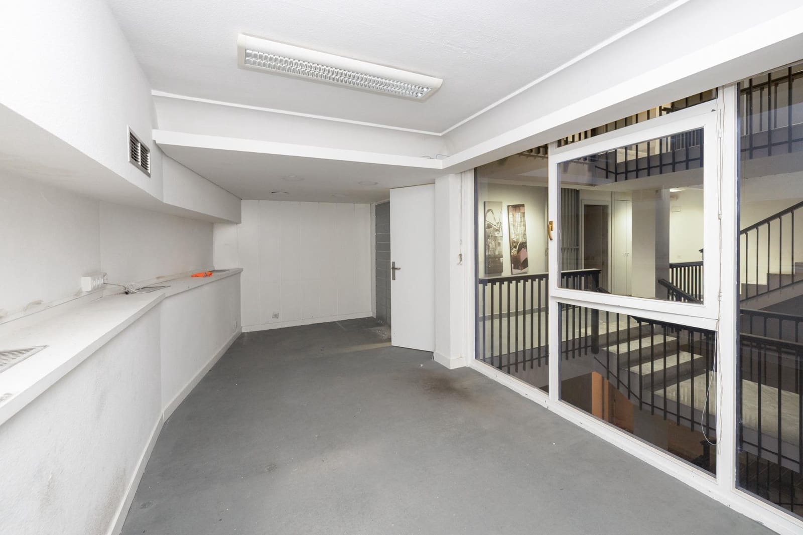 Commercial for sale in Granada city - € 1,125,000 (Ref: 10129395)