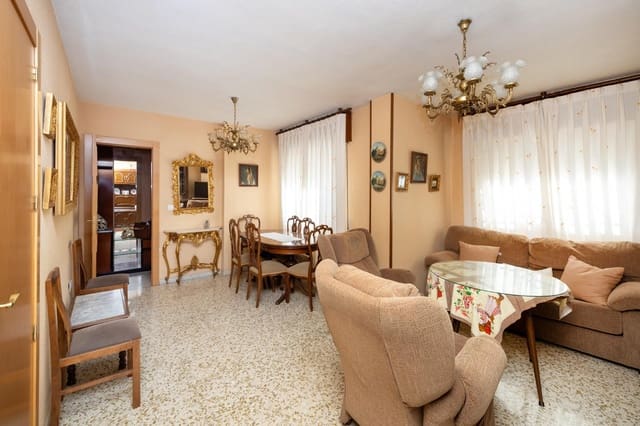3 camera da letto Villetta a Schiera in vendita in Maracena con garage - 255.000 € (Rif: 10129401)