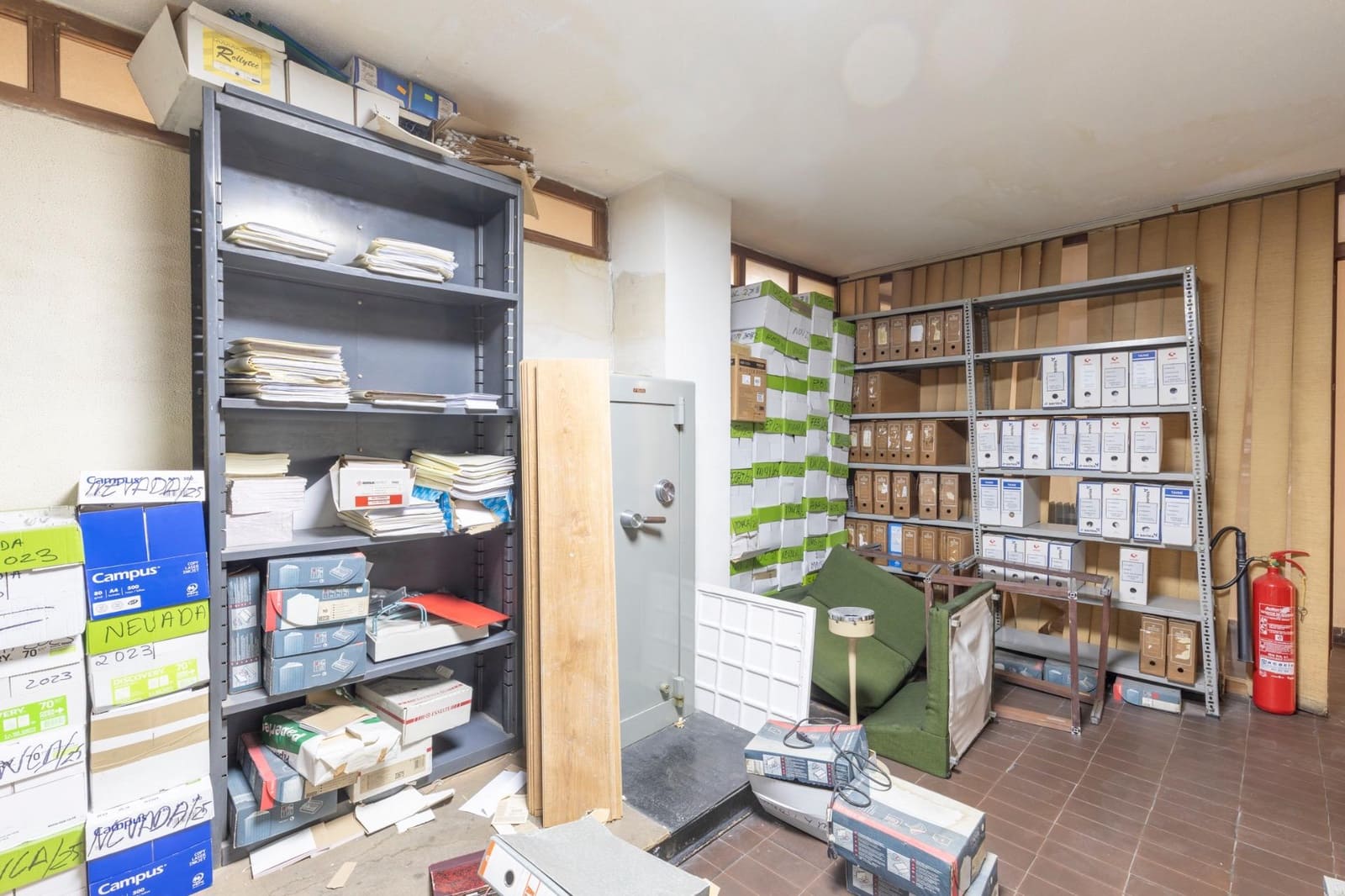 Commercial for sale in Granada city - € 290,000 (Ref: 10129402)